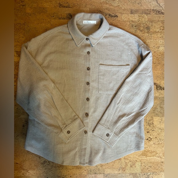 Oak + Fort Beige Button-Up Shirt - Picture 2 of 6